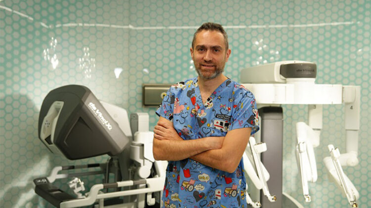 Robotik cerrahi ile açık ameliyat dönemi kapandı