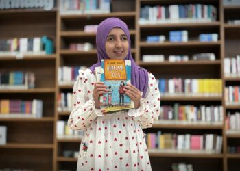 12 yaşındaki Zeynep, 4 yılda 500 kitap okudu