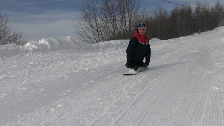 2 bacağı olmayan 'balık adam'ın kayak tutkusu