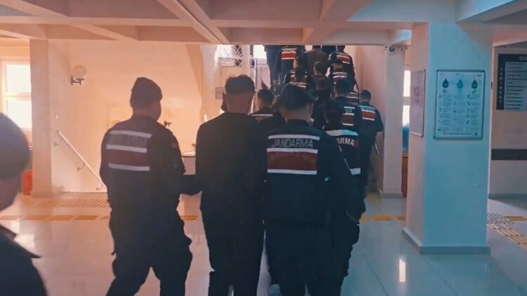 9 ilde suç örgütü operasyonu: 65 tutuklama