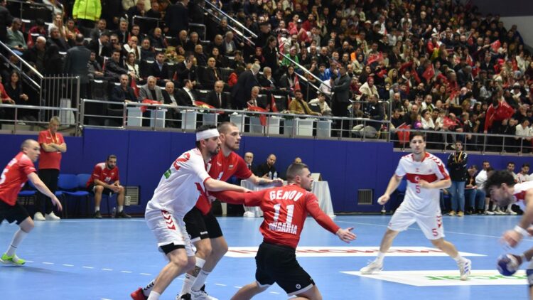 A Milli Erkek Hentbol Takımı, Bulgaristan'ı 38-29 mağlup etti