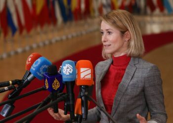 AB, İran Devrim Muhafızları Ordusu’nu terör listesine aldı