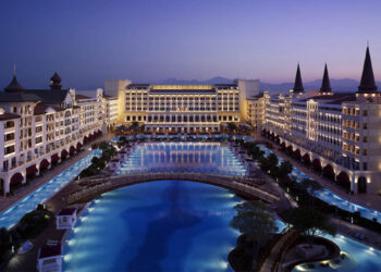 Antalya'daki ultra lüks Mardan Palace Hotel el değiştirdi