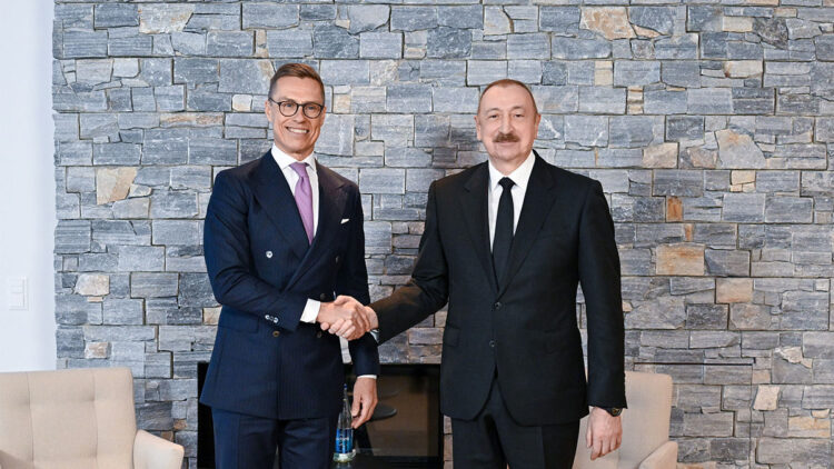 İlham Aliyev Finlandiya Cumhurbaşkanı ile bir araya geldi