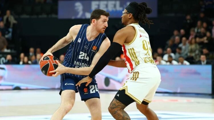Anadolu Efes, Kızılyıldız'a 87-65 mağlup oldu