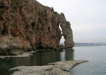 Antalya'nın falezleri dünyada tek