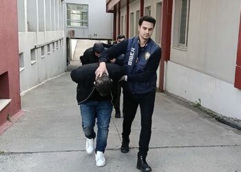 Araç satın almak isterken sazan sarmalı yöntemiyle dolandırıldı