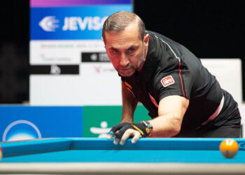 Semih Saygıner yıllara meydan okuyor