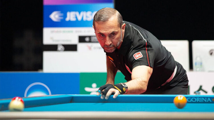 Semih Saygıner yıllara meydan okuyor