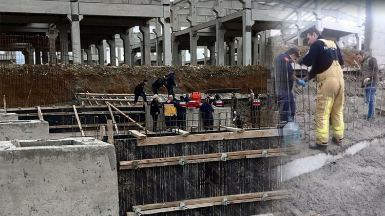 Bursa'da beton dökümü sırasında çökme meydana geldi; 1 ölü