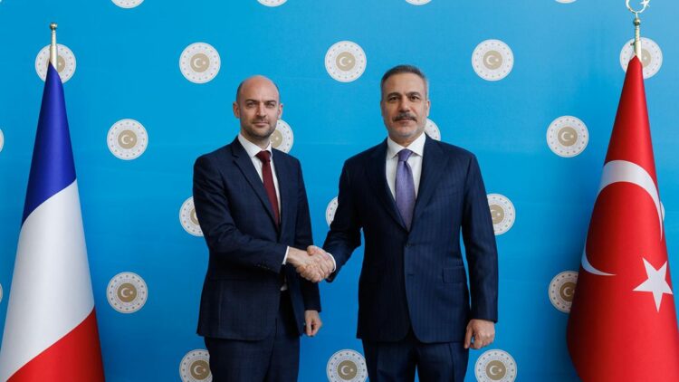 Bakan Fidan, Fransa Dışişleri Bakanı Barrot ile görüştü