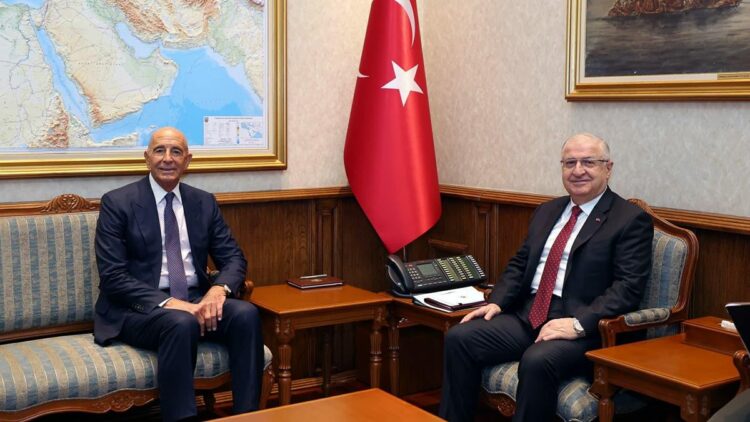 Bakan Yaşar Güler ABD Büyükelçisi Barrack'ı kabul etti