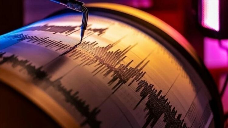 Balıkesir'de 4.4 büyüklüğünde deprem meydana geldi