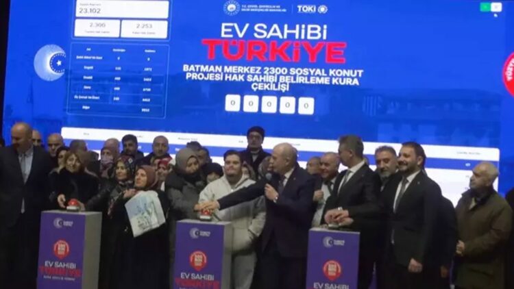 Batman'da Sosyal Konut Projesi'nde kura çekimleri yapıldı