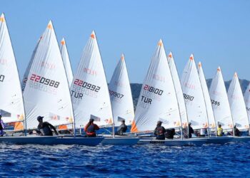 Bodrum açıkları Mandalin Kupası'yla renklendi