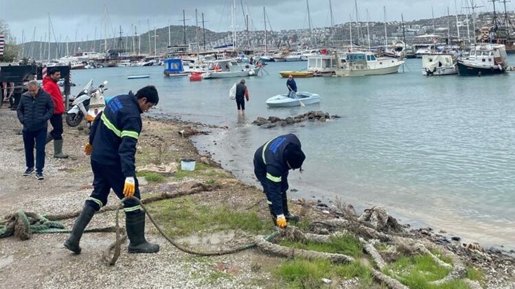 Bodrum'da kıyıya izinsiz bağlama yapan 60 tekneye 1,5 milyon lira ceza