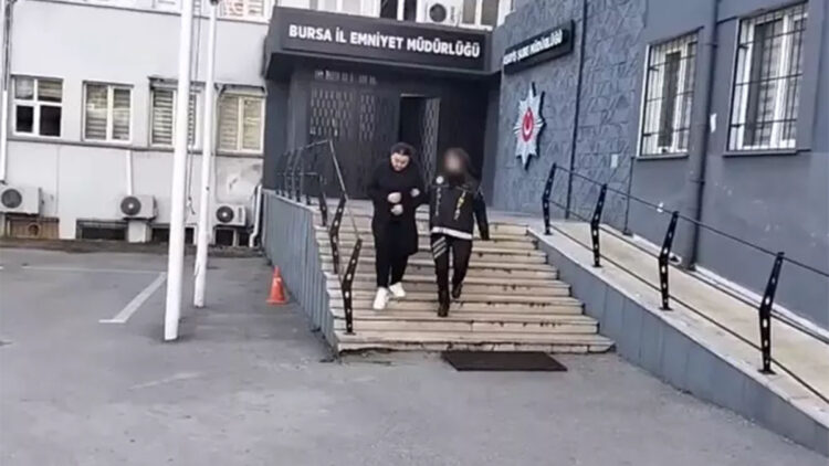 Bursa'da uyuşturucu ticareti suçundan aranan 3 hükümlü yakalandı