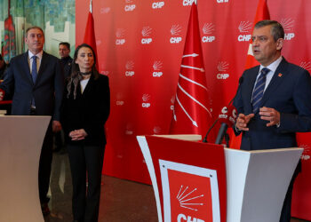 Özgür Özel'den Kobani çağrısı; Mürşitpınar Sınır Kapısı açılmalı