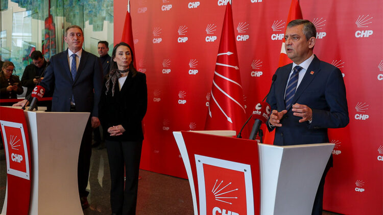 Özgür Özel'den Kobani çağrısı; Mürşitpınar Sınır Kapısı açılmalı