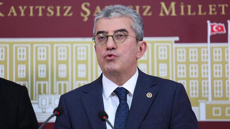 Emekli aylığı düzenlemesinin iptalini istiyoruz