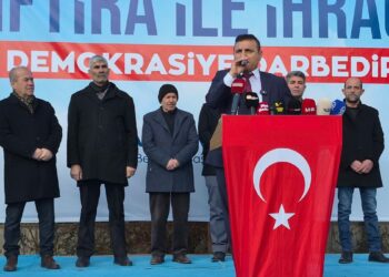 CHP'li Göçer'den flaş iddia: Partimden bana ‘AK Parti'ye geç’ dediler