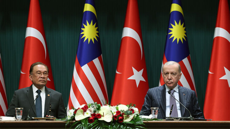Türkiye-Malezya arasında anlaşma imzalandı