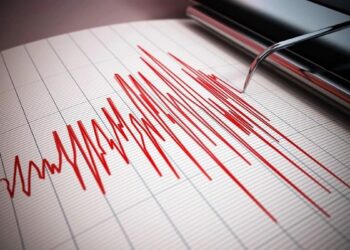 Çanakkale'nin Ayvacık ilçesi açıklarında 4 büyüklüğünde deprem