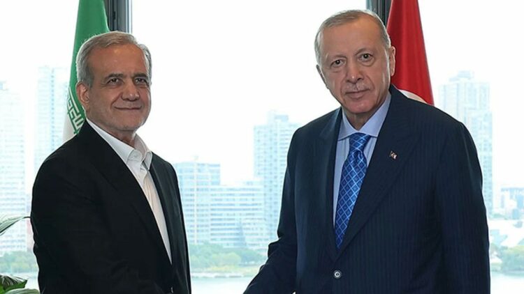 Cumhurbaşkanı Erdoğan, İran lideri Pezeşkiyan ile görüştü