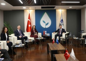 DEM Parti heyeti, DEVA Partisi Genel Başkanı Babacan'ı ziyaret etti