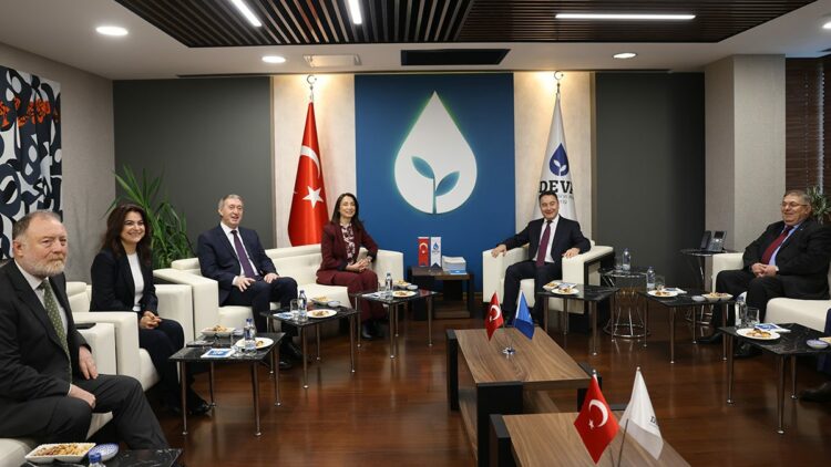 DEM Parti heyeti, DEVA Partisi Genel Başkanı Babacan'ı ziyaret etti