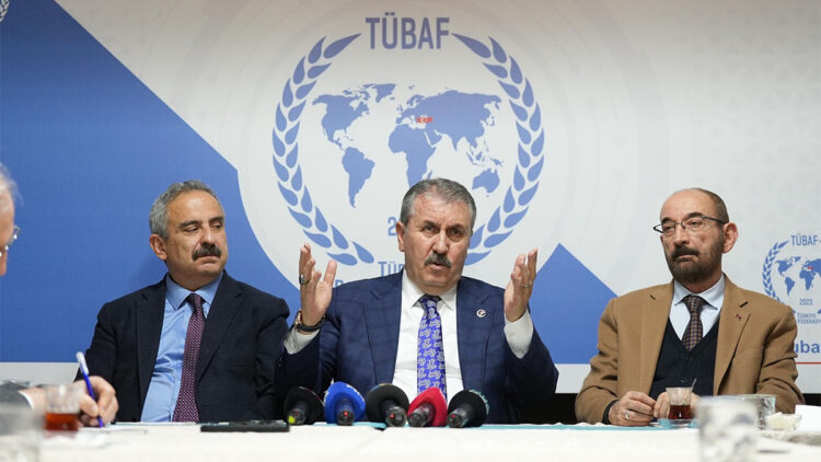 Seçim yasasıyla ilgili birtakım değişiklikler olacaktır