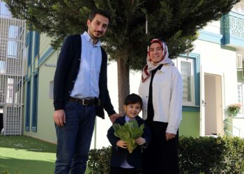 Diyabetli çocuklarına kreş bulamayan çift, kendi merkezlerini açtı