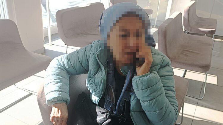 Emekli kadını dolandırılmaktan banka görevlisi kurtardı