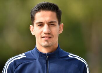Emre Belözoğlu Türkiye futbolunun efsanesidir