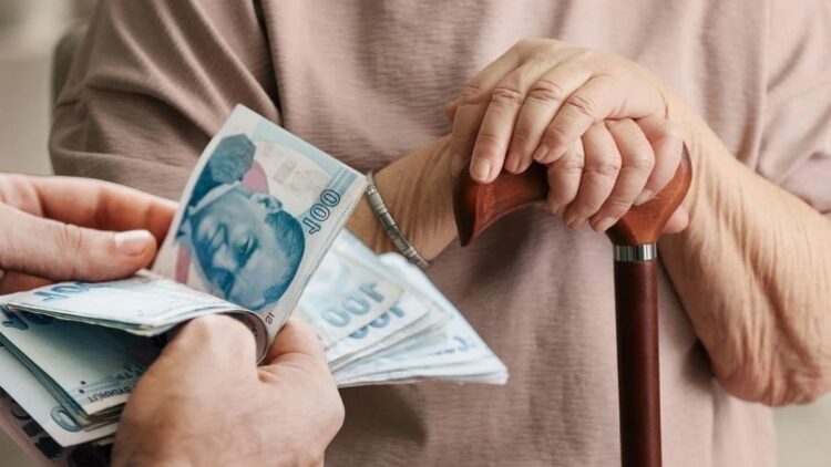 En düşük emekli zammı için kritik tarih netleşti