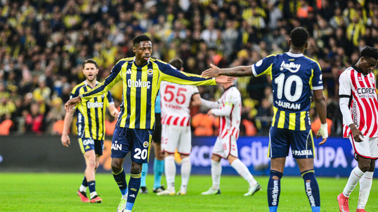 Turkcell Süper Kupa'da mücadele eden 3 kulübe para cezası 