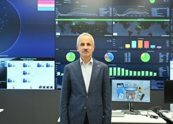 Fiber ağımız, dünyayı 16 kez dolaşacak uzunluğa erişti