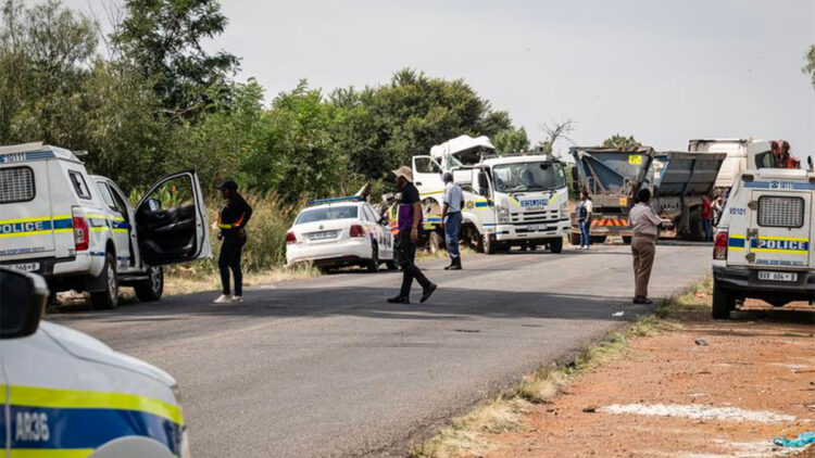 Güney Afrika'da kaza: 13 ölü