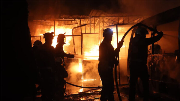 Halep’te SDG'nin attığı roketlerin düştüğü bölgede yangın çıktı