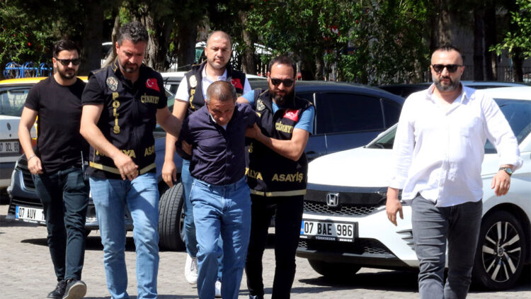 Antalya'da huzurevindeki 3 arkadaşını öldüren sanığa 3 ağırlaştırılmış müebbet