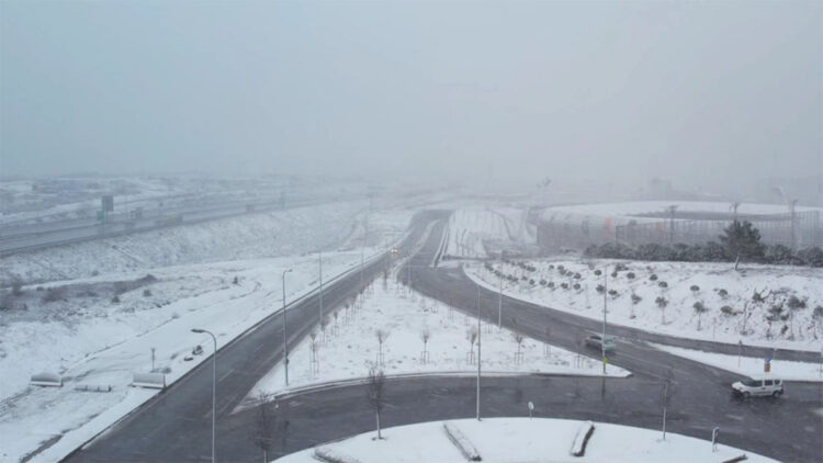 Beykoz ve Başakşehir beyaza büründü