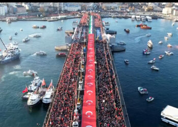 Filistin'e destek yürüyüşüne yaklaşık 520 bin kişi katıldı
