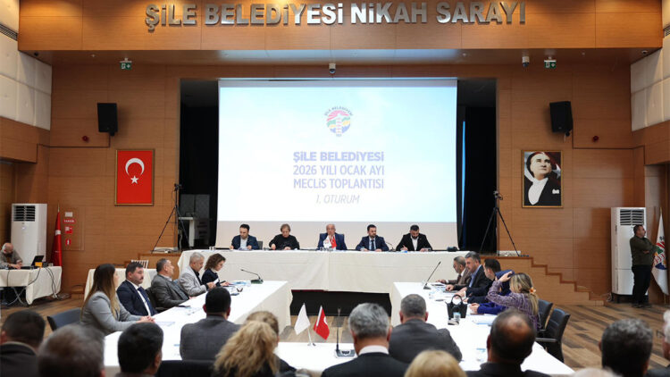 Şile Belediyesi meclis toplantısında 'üyelere rüşvet verildi' iddiası