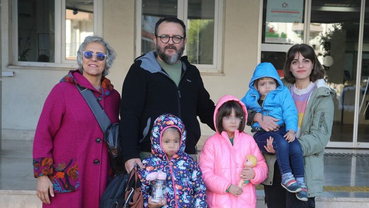 İki çocuklu çift, bir çocuğun hayatına dokunmak için koruyucu aile oldu