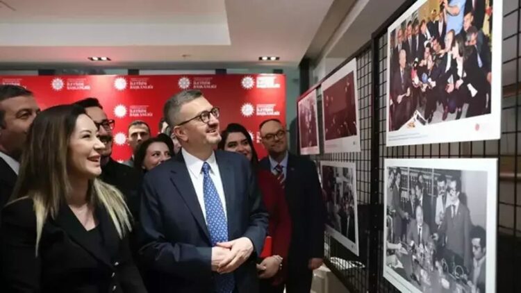 İletişim Başkanlığı'ndan 'Gazeteciliğin Yolculuğu Fotoğraf Sergisi'