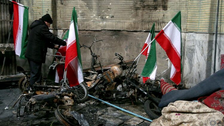 İran'daki protestolarda can kaybı 5 bin 137'ye yükseldi