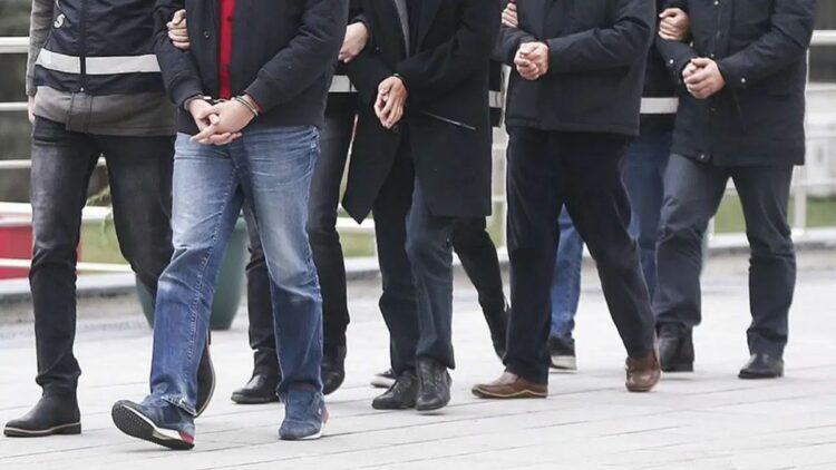 İspanya'daki gemiye uyuşturucu soruşturmasında İstanbul'da 10 şüpheli tutuklandı