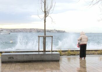İstanbul'da lodos etkili oluyor