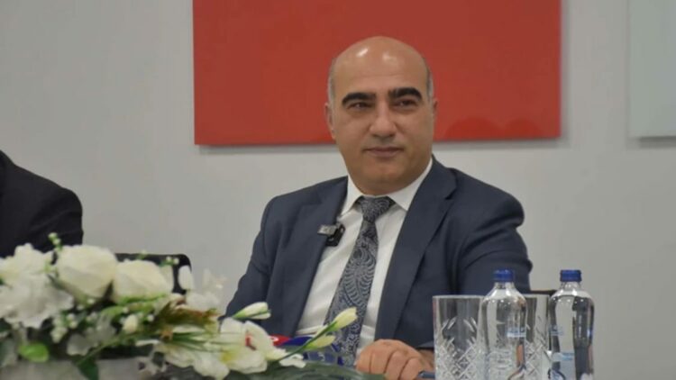 İzmir'de poliklinik hizmetlerinin yüzde 87'si kamu hastanelerinde