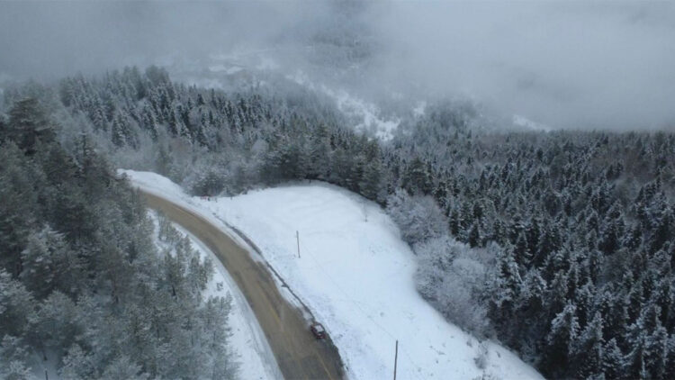 Karabük'ün yüksek kesimleri beyaza büründü